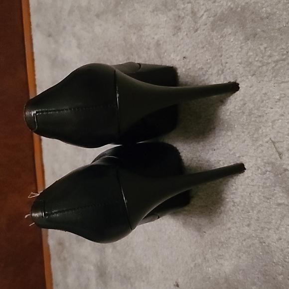 Steve Madden 6.5-7 Black - Picture 3 of 4